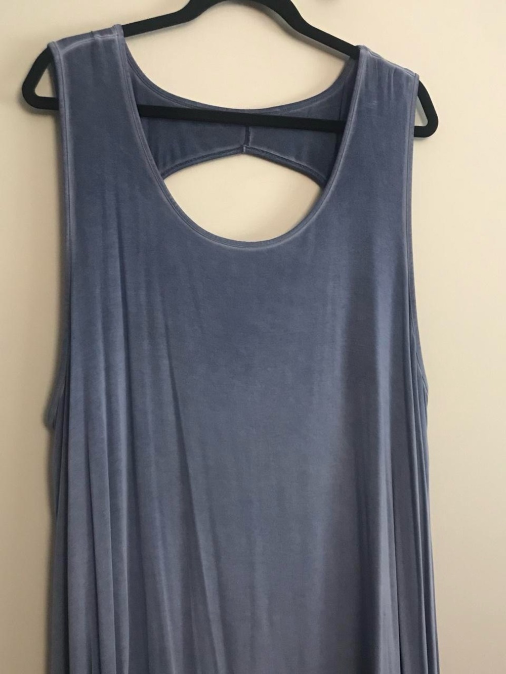 Dress - Picture 3 of 4